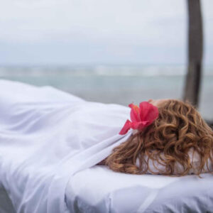 Indoor Studio Hawaiian Lomi Lomi